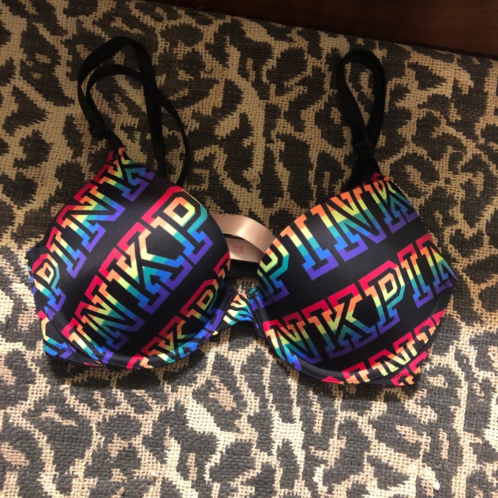 Pink wear everywhere t-shirt lightly lined bra